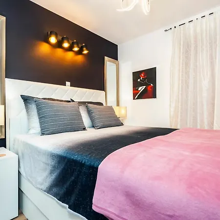 Luxury Kastela Antika דירה *
